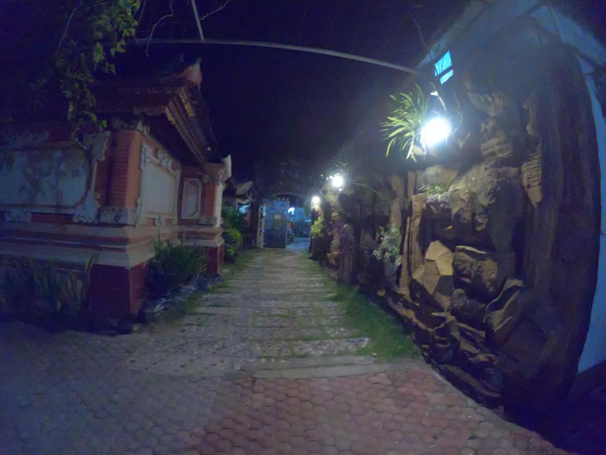 Ray Homestay Batununggul Eksteriør bilde